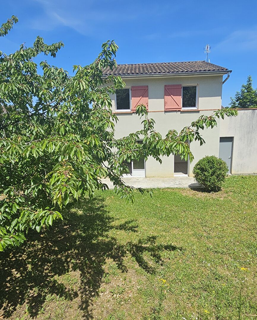 Maison 4 pièces 82 m² · à L'Isle-Jourdain · 82,1 m² · 220 000 €