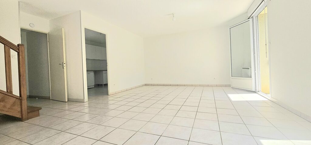 L&rsquo;ISLE-JOURDAIN – Maison Type T4 – 82m2