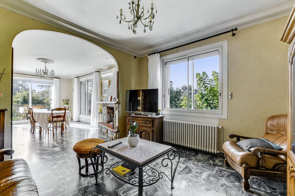 Maison Type T6 – 209m2 – Dépendance 100m2