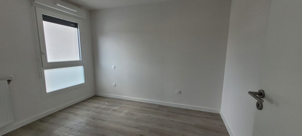 Appartement T3 Duplex avec grande terrasse et jardin – Rouffiac Tolosan