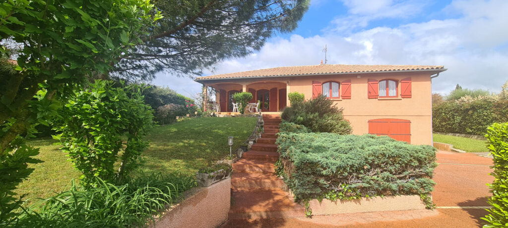 MAISON TYPE T4 BIS