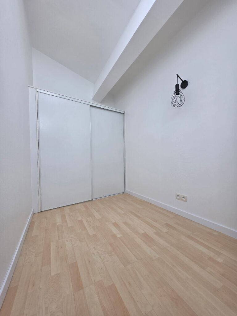 Appartement L Isle Jourdain T2 bis pièce