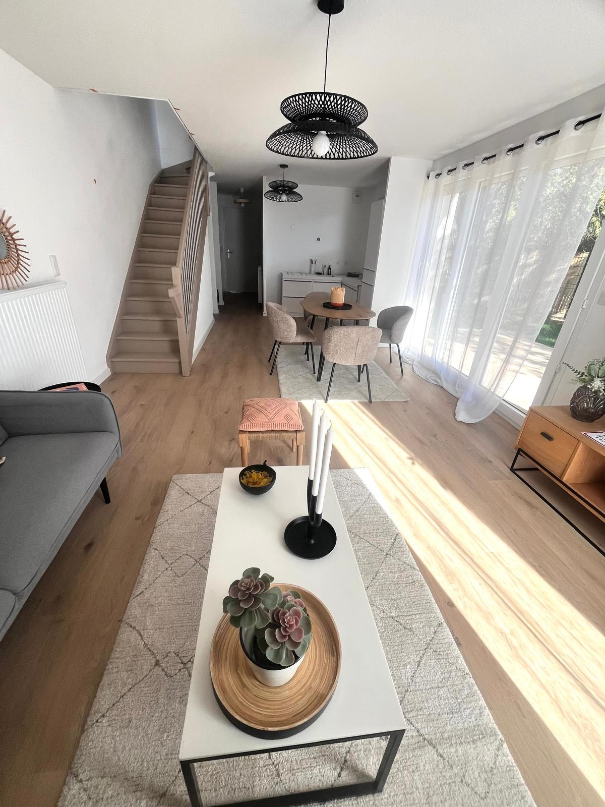 Appartement T5 triplex avec jardin – quartier les Argoulets