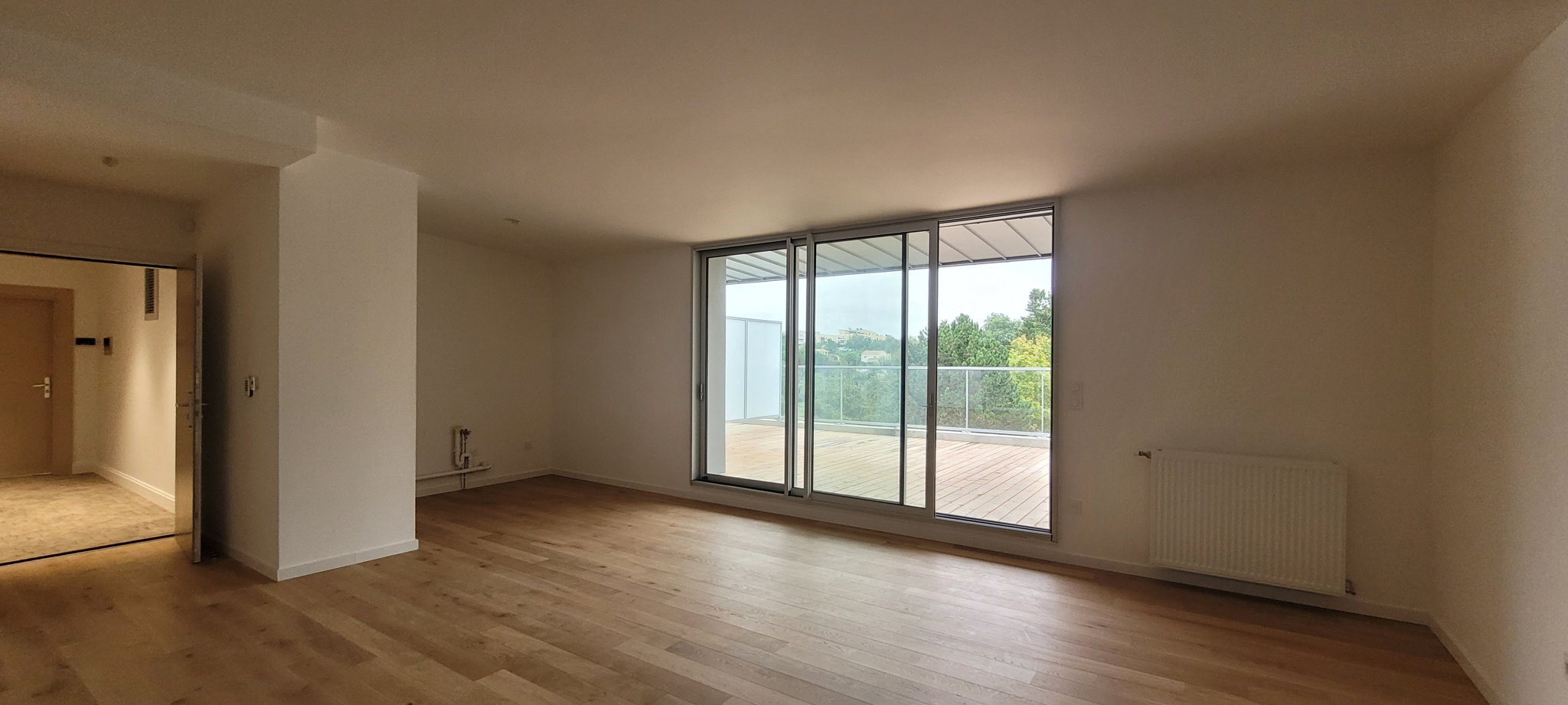 APPARTEMENT T4 + Grande Terrasse à Saint Martin du Touch