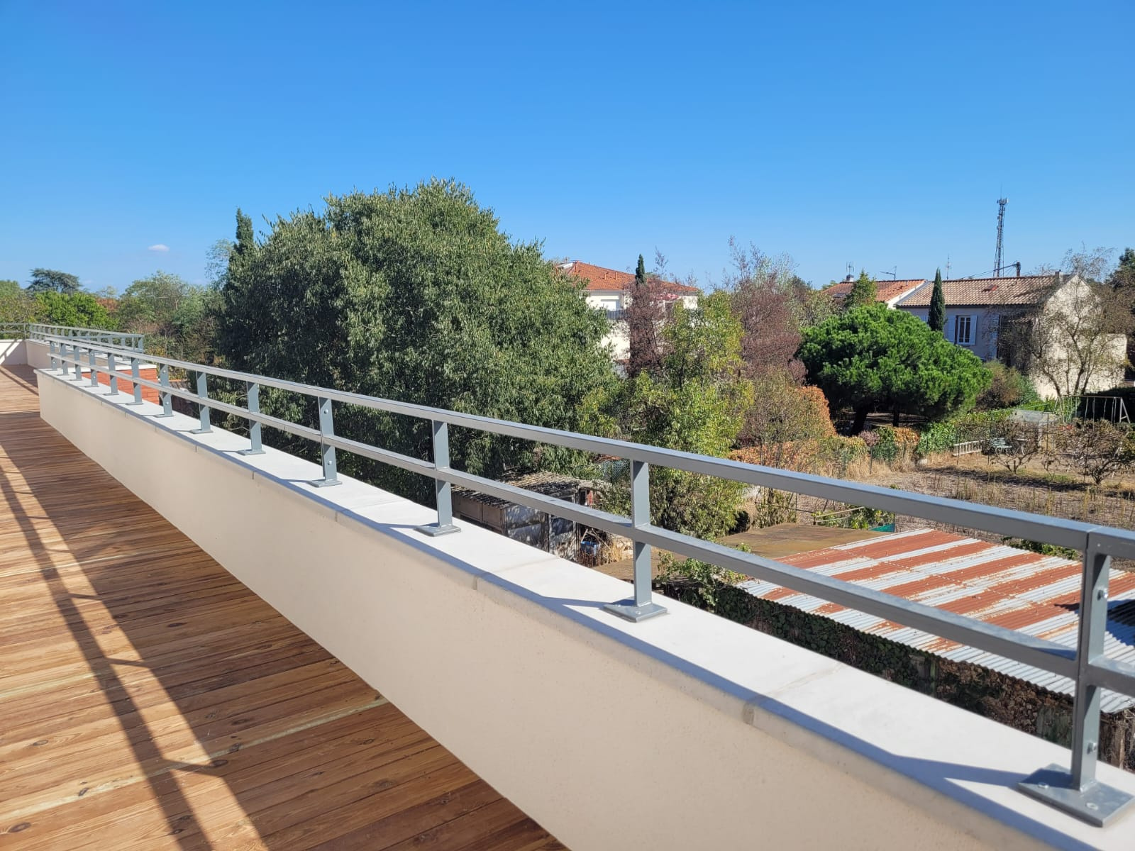 APPARTEMENT T4 + Grande Terrasse à Saint Martin du Touch