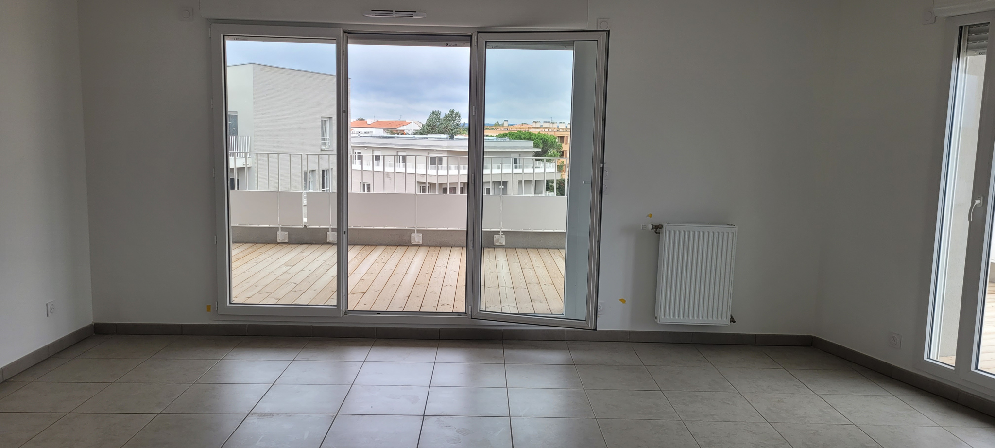 Appartement T5 de 108m2 avec grande terrasse centre Cugnaux